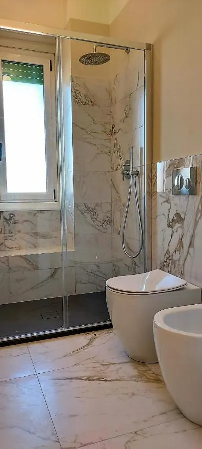 Suite Rent Milan 3 0*,